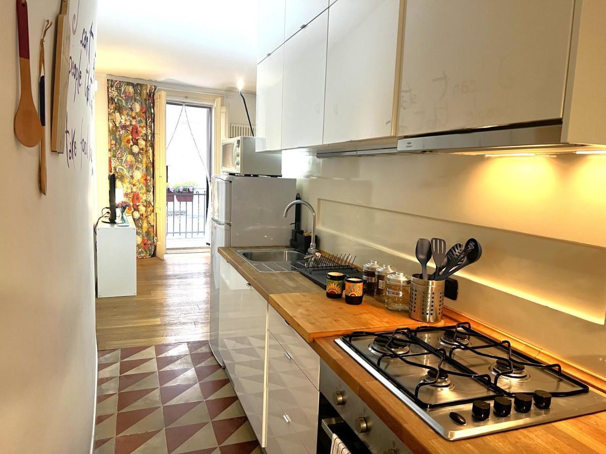 Palazzo Barone,Nel Cuore Del Borgo Antico. Apartment Bari Luaran gambar