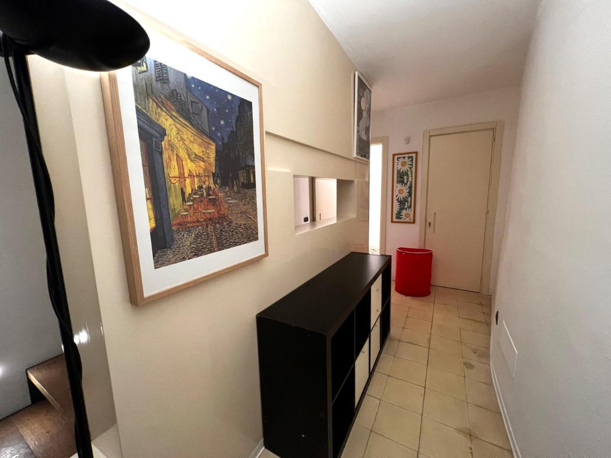 Palazzo Barone,Nel Cuore Del Borgo Antico. Apartment Bari Luaran gambar
