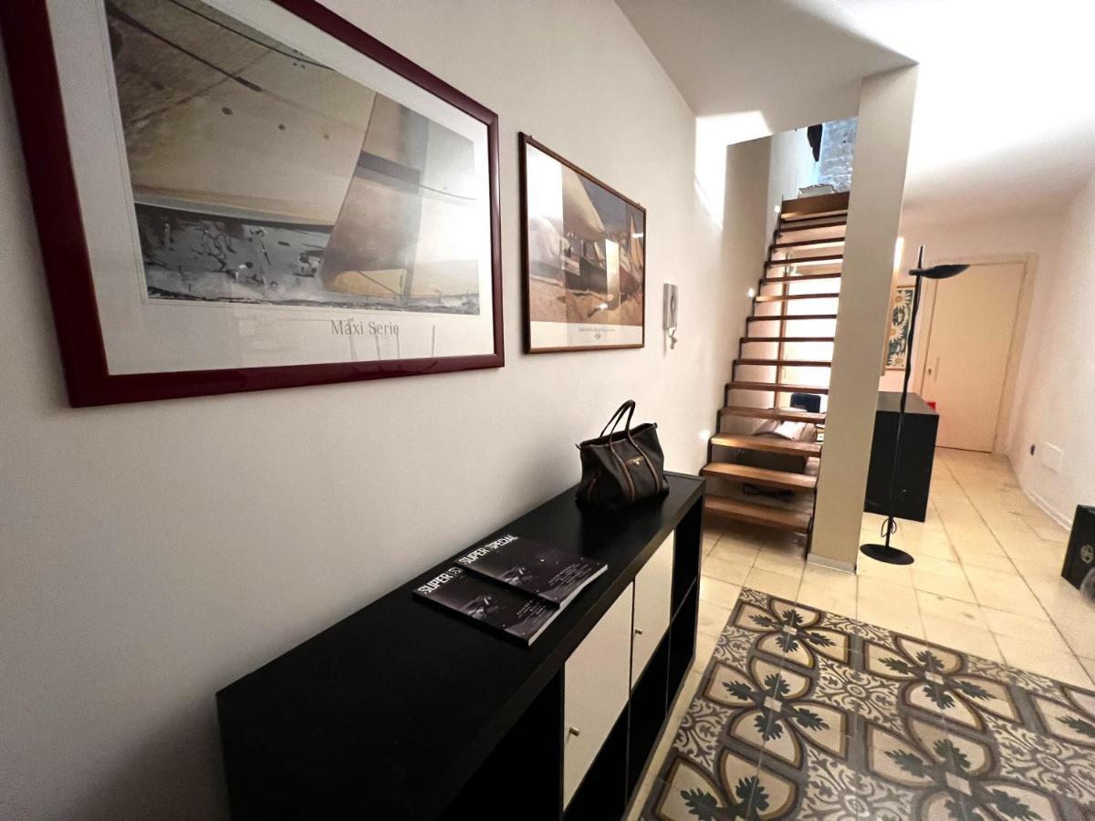 Palazzo Barone,Nel Cuore Del Borgo Antico. Apartment Bari Luaran gambar